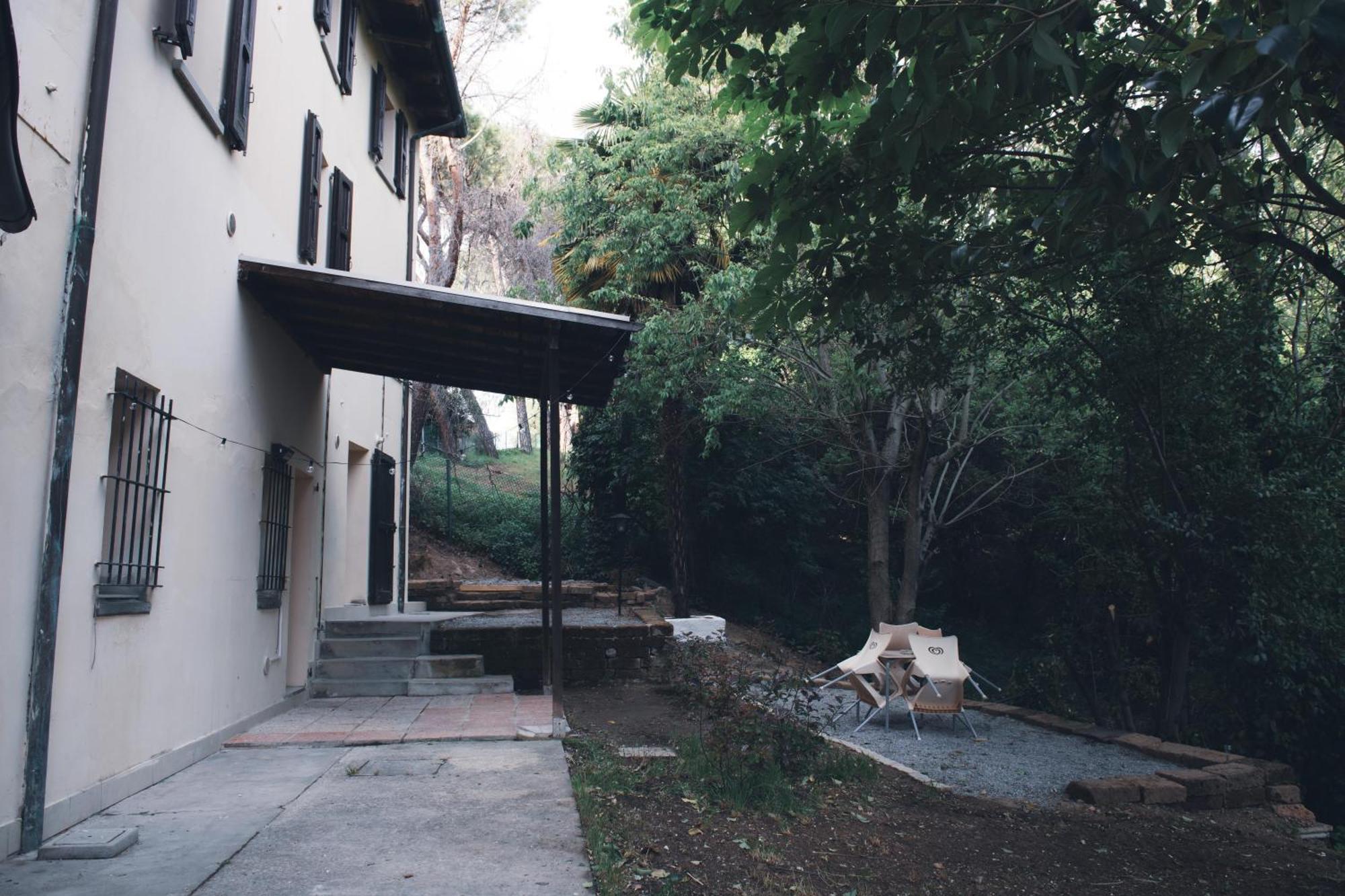 Home Peterpan, B&B Direttamente Sulla Piazza Casal Fiumanese Εξωτερικό φωτογραφία